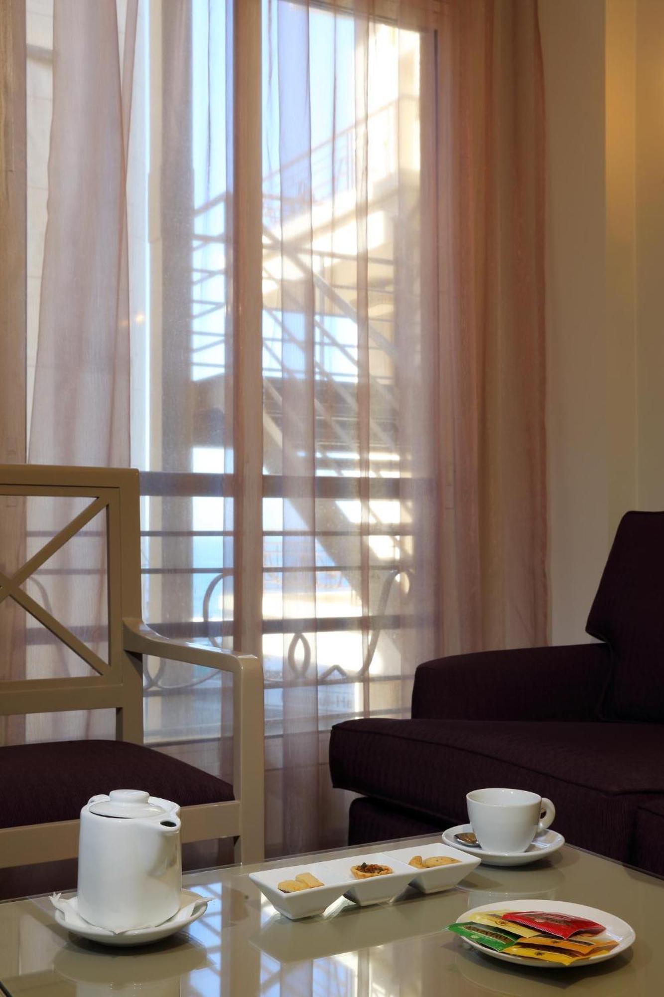 Hotel Warwick Palm Beirut